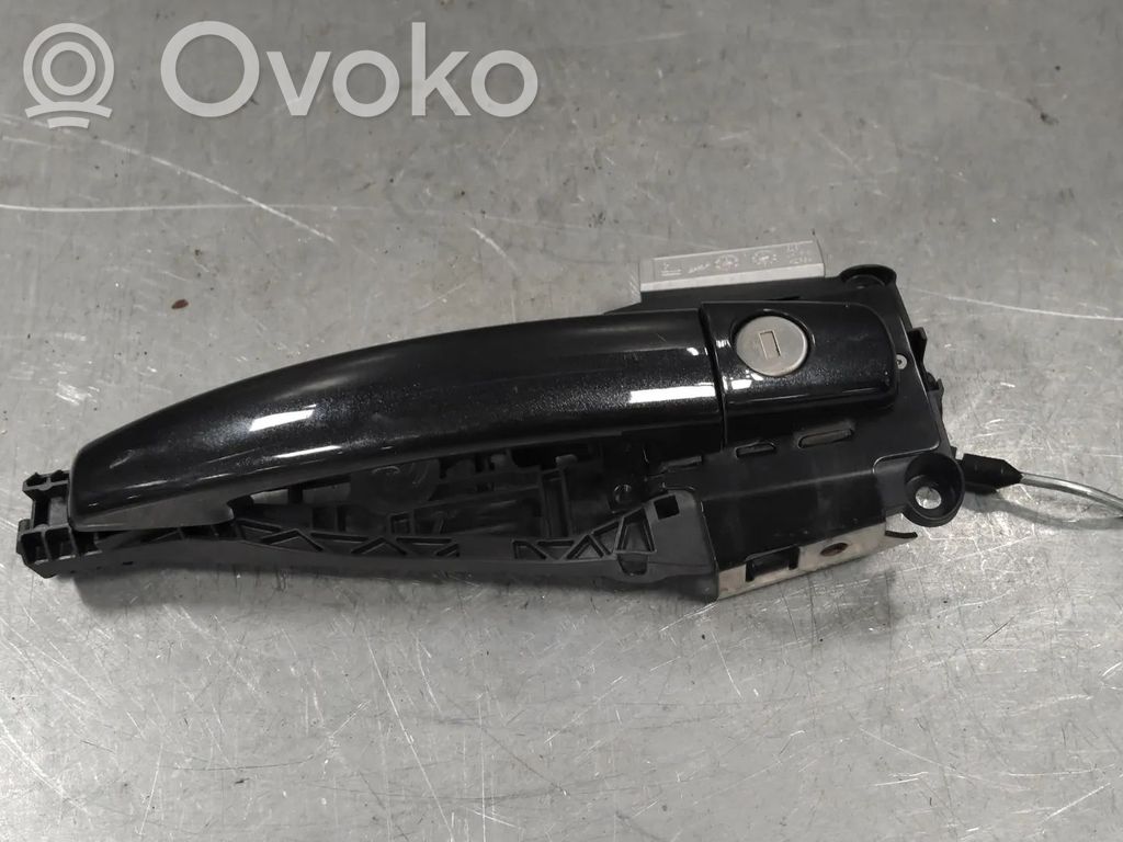 Opel Corsa E Osłona klamki drzwi przednich 