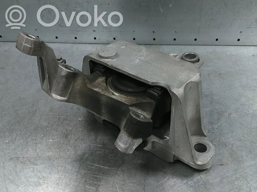 Volvo XC40 Supporto di montaggio del motore 