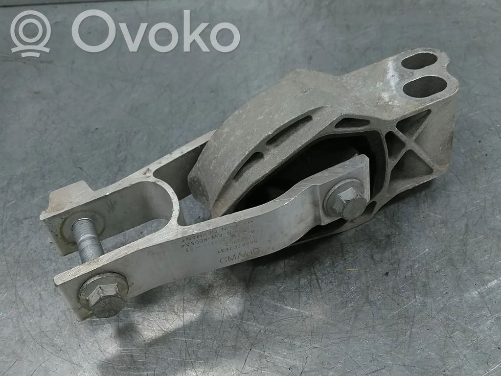 Volvo XC40 Suport tampon motor