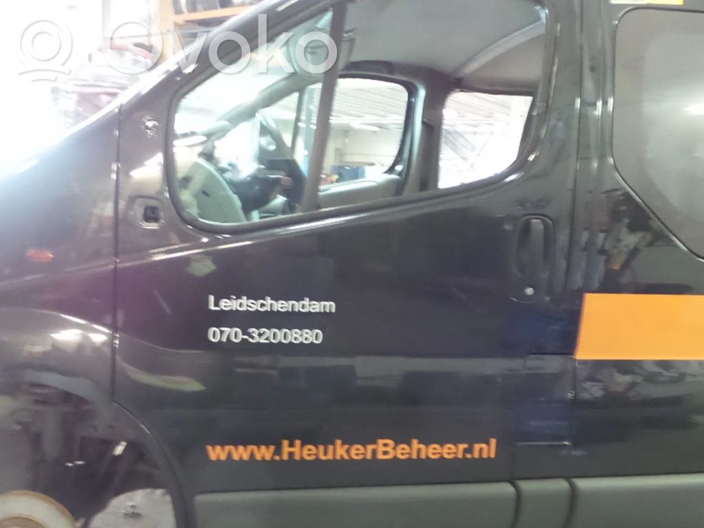 Renault Trafic II (X83) Durvis 
