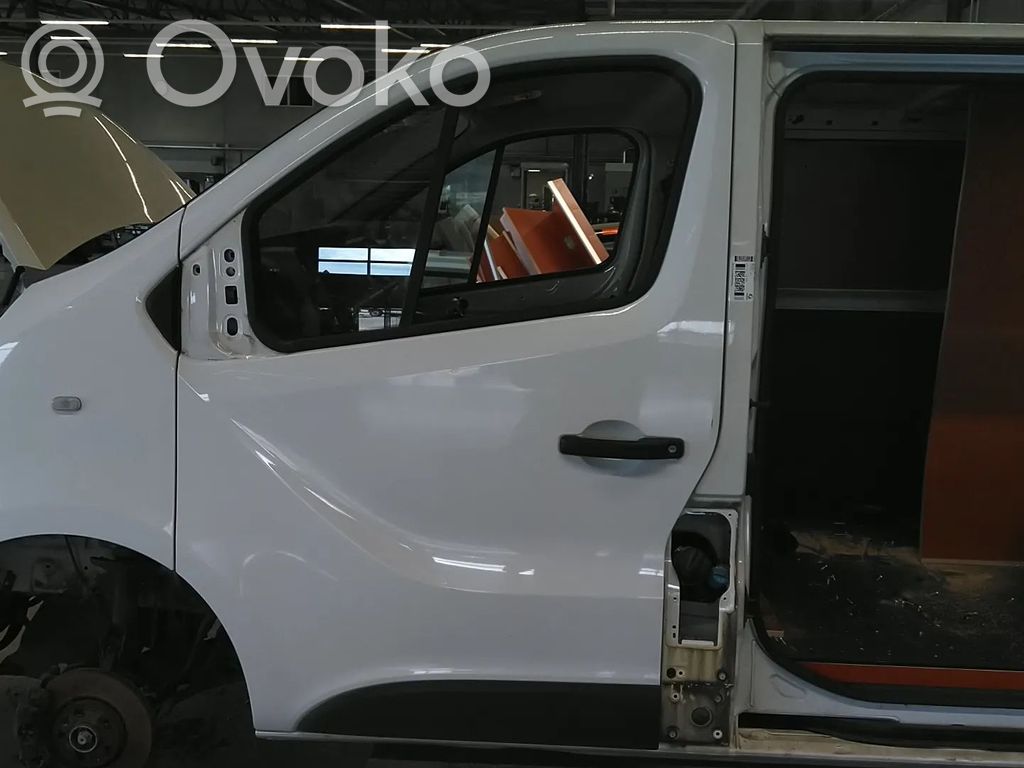Renault Trafic III (X82) Durvis 