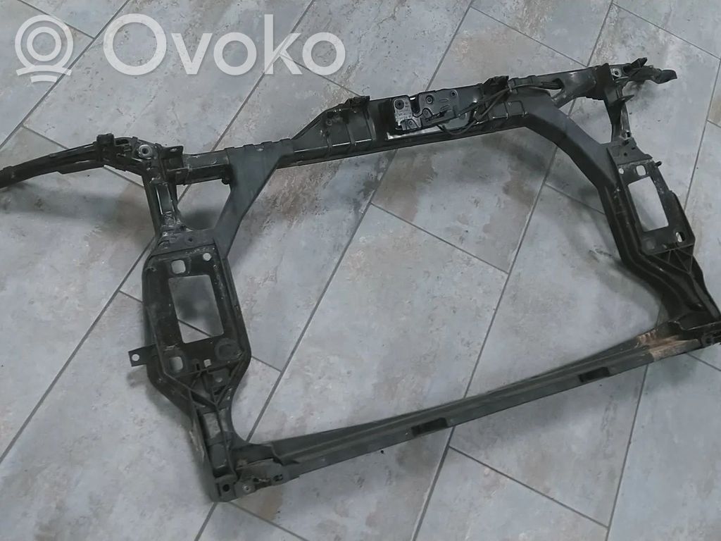 Audi A4 S4 B8 8K Pas przedni 