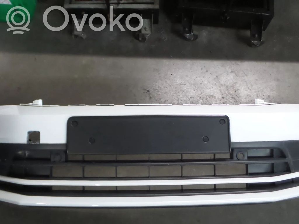 Volkswagen Jetta VI Parachoques delantero