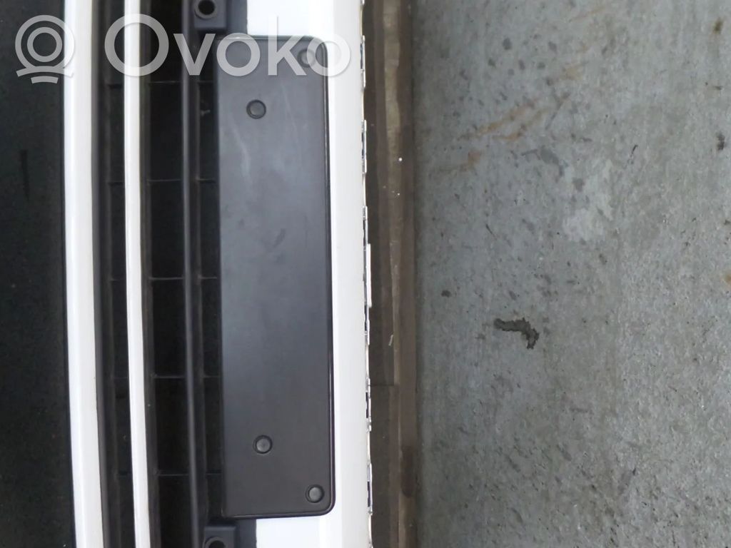 Volkswagen Jetta VI Bară față