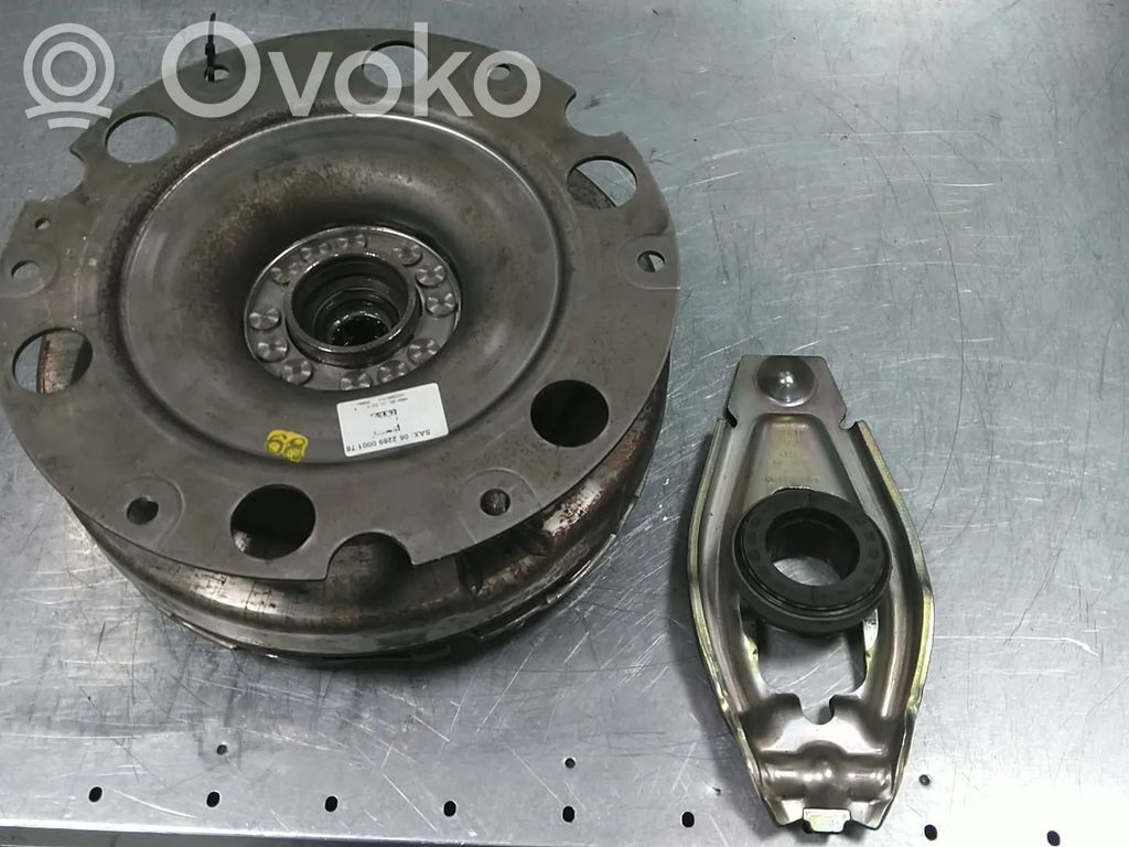 Audi A4 S4 B8 8K Schwungrad 