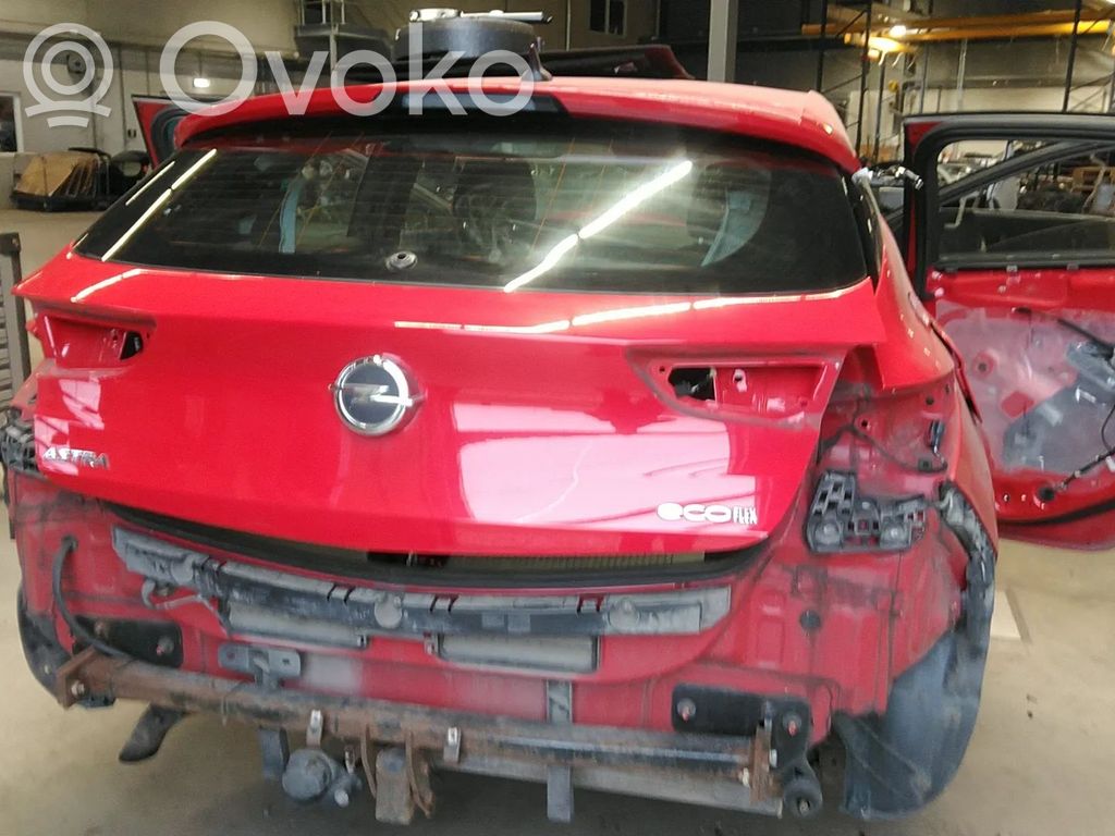 Vauxhall Astra K Takaluukun/tavaratilan kansi 