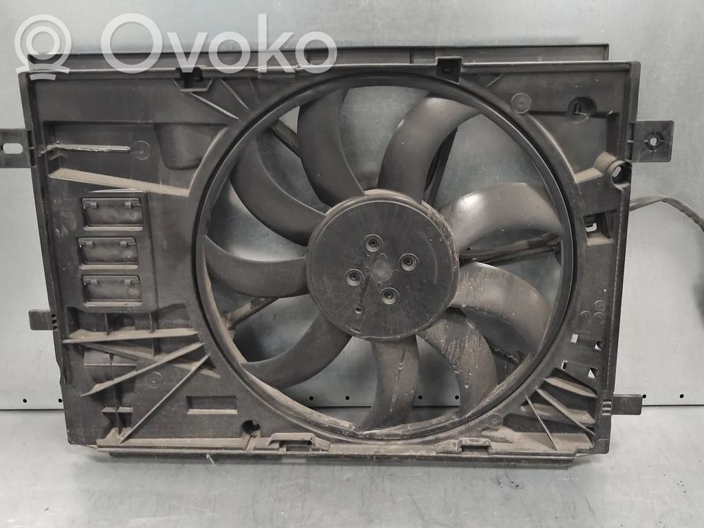 Opel Vivaro Radiator cooling fan shroud 