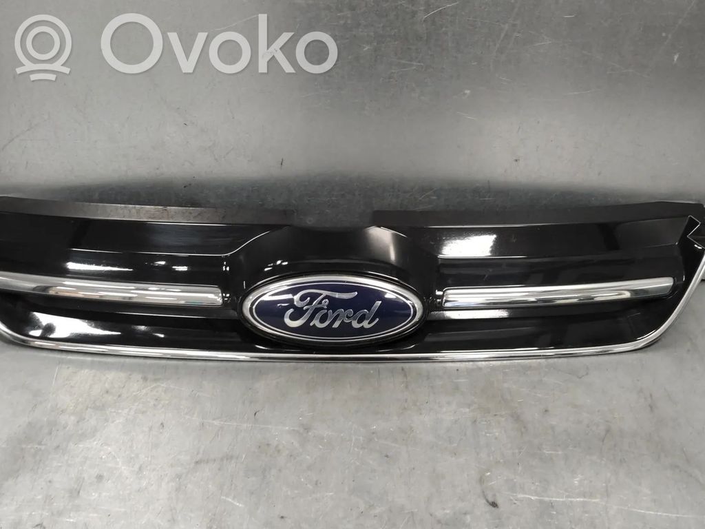 Ford C-MAX II Maskownica / Grill / Atrapa górna chłodnicy 