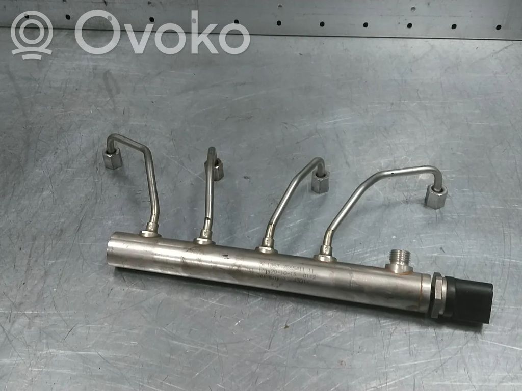 BMW X5 F15 Rampă alimentare injectoare 