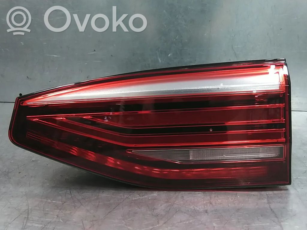 Volkswagen Multivan T7 Luz trasera/de freno 
