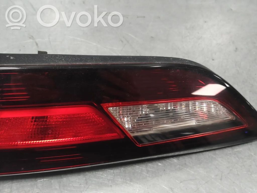 Vauxhall Astra K Luz trasera/de freno 