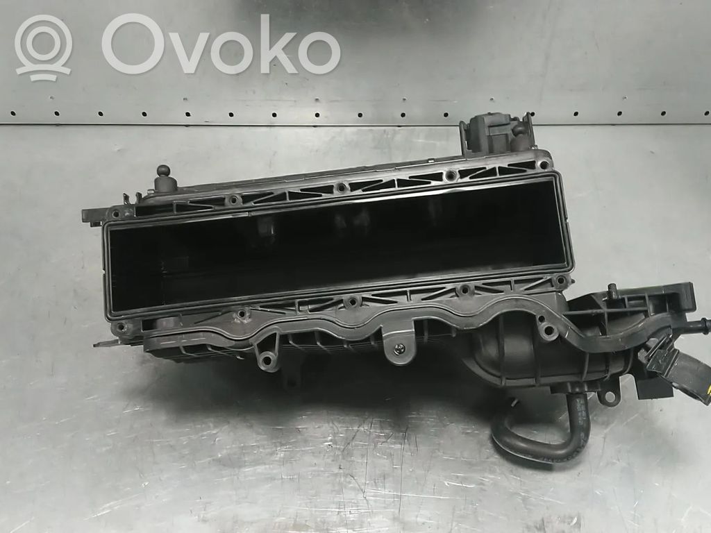 Audi Q3 F3 Colector de admisión 