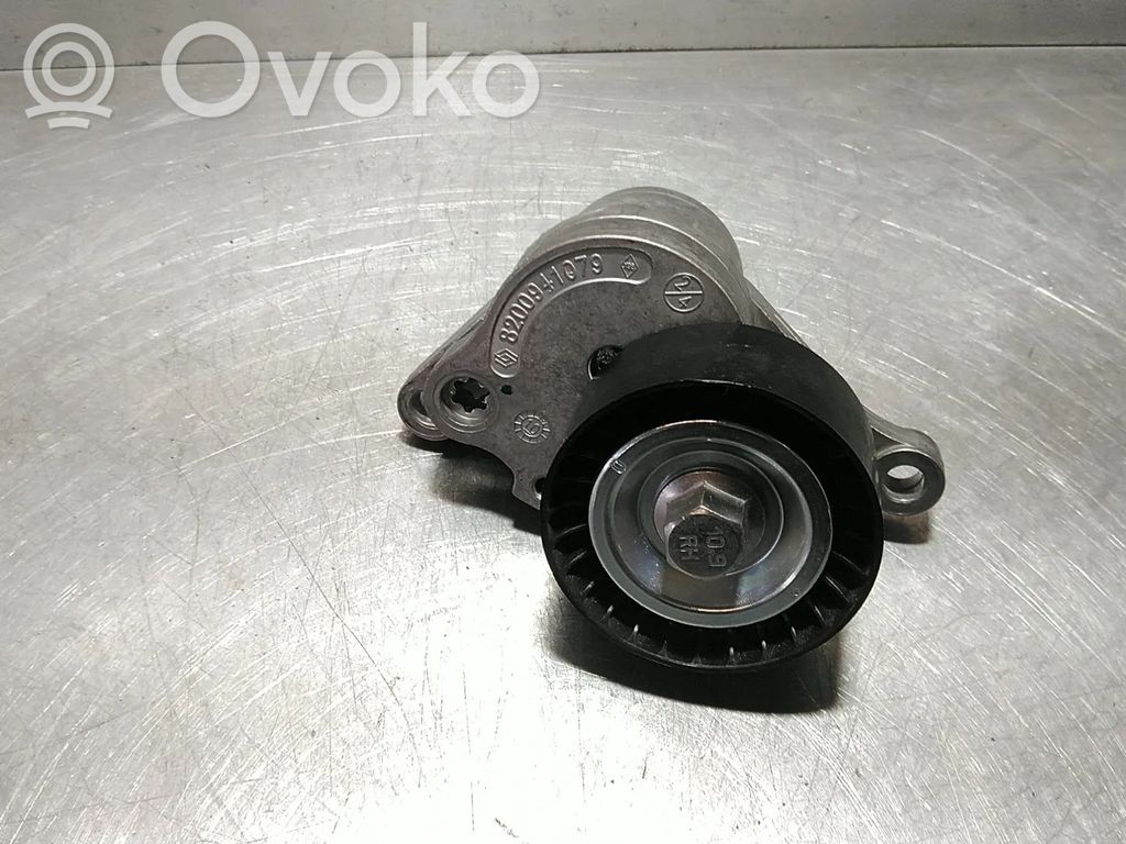 Opel Movano B Cita veida dzinēja nodalījuma detaļa 