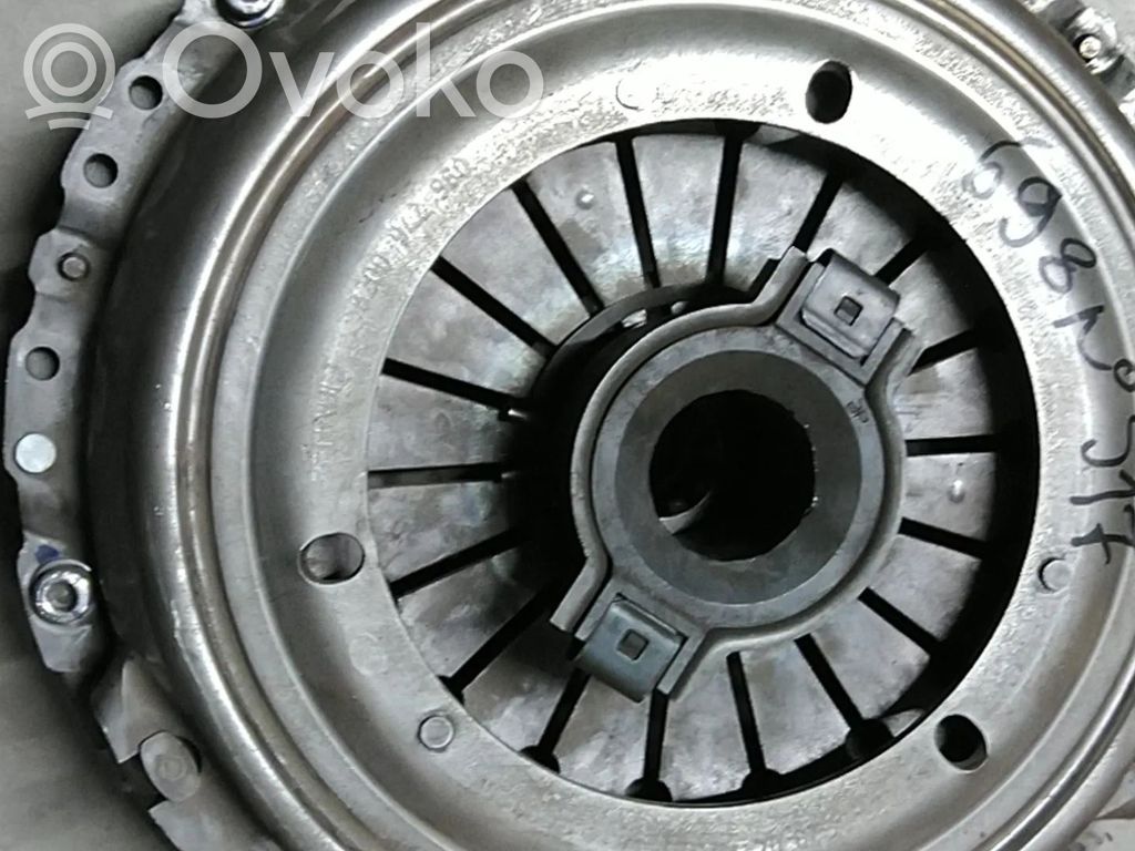 Opel Movano B Volante motor 