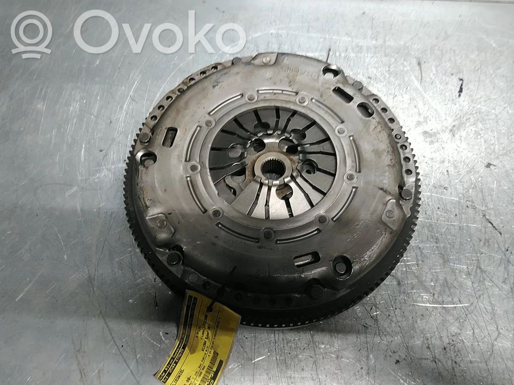 Volkswagen Polo V 6R Volanta ambreiaj