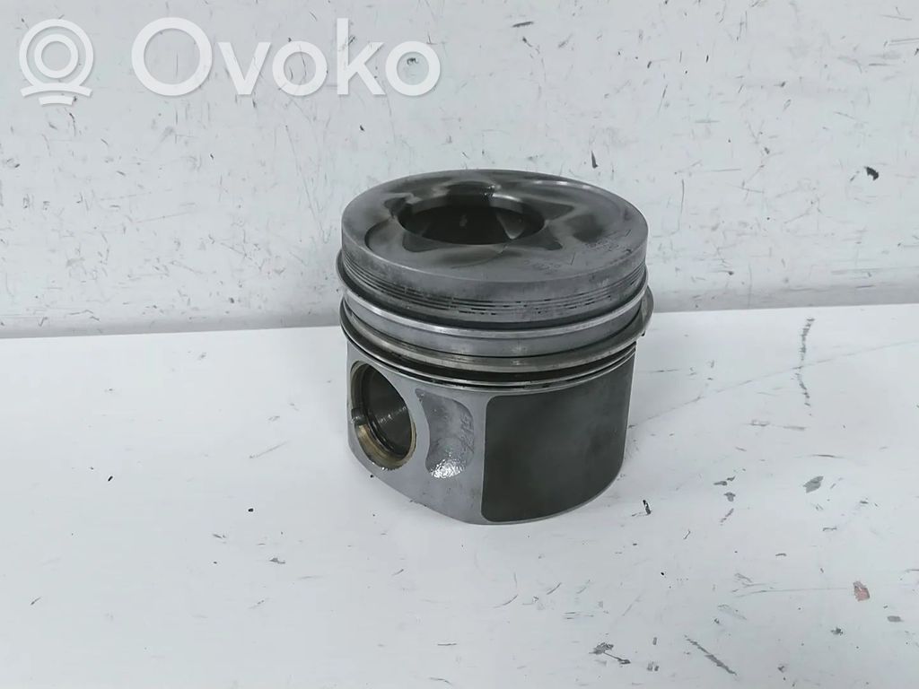 Volkswagen Polo Mäntä 