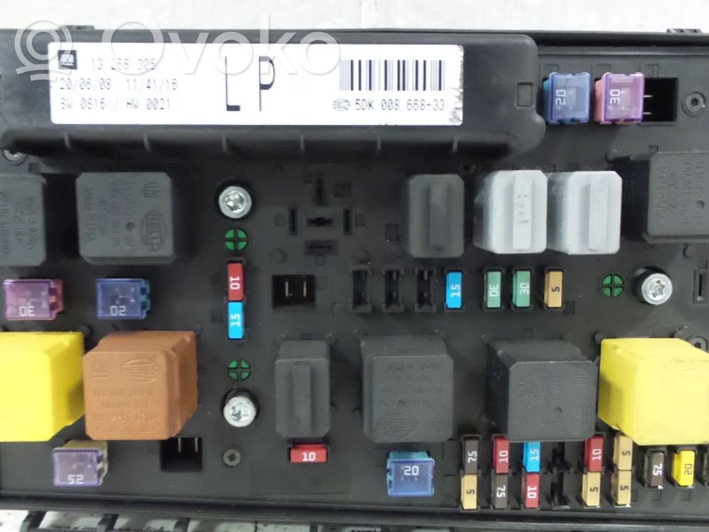 Opel Astra H Modul siguranțe 