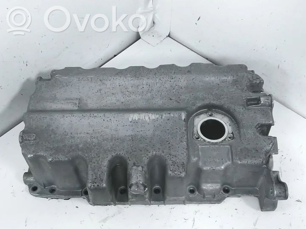 Volkswagen PASSAT B7 Miska olejowa 