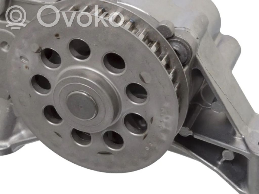 Volkswagen Golf VI Pompa olejowa 