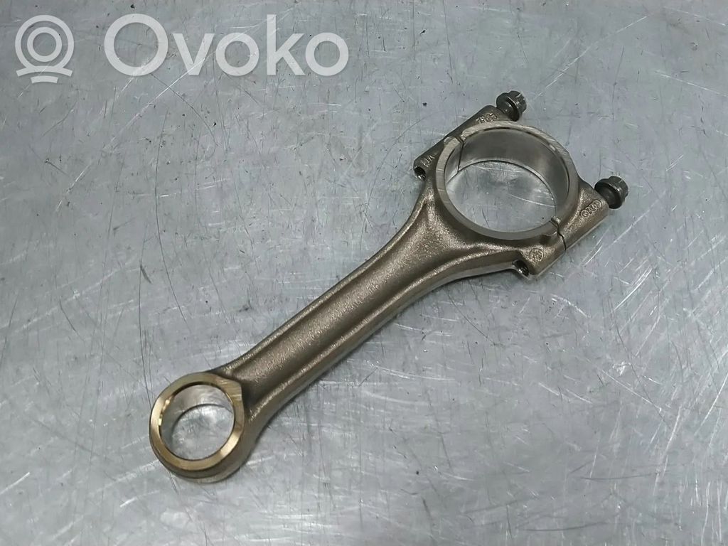 Volkswagen Golf VIII Connecting rod/conrod 