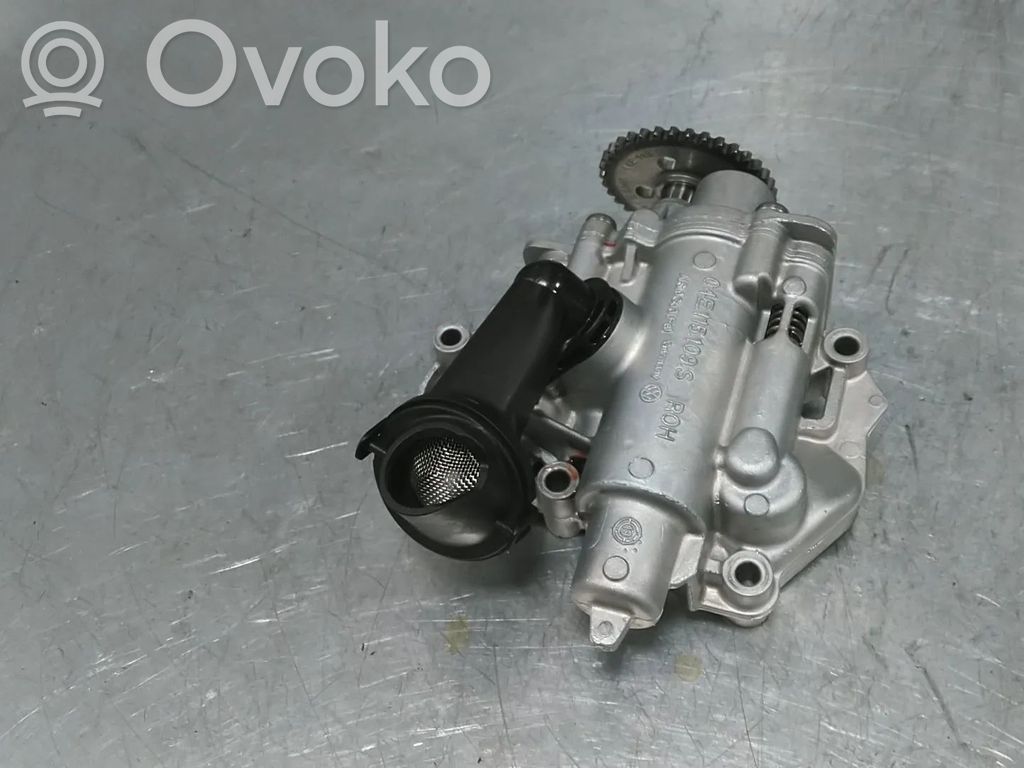 Volkswagen Golf VIII Pompa olejowa 