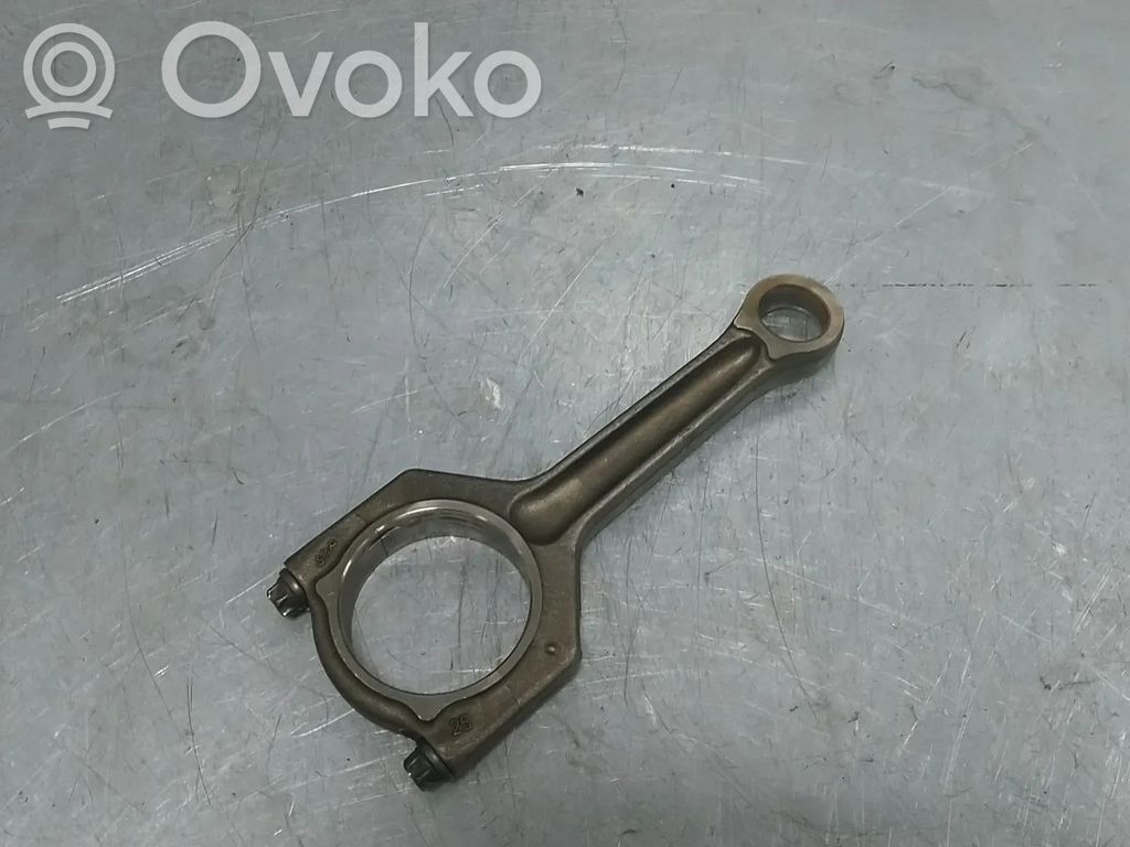 BMW 2 F22 F23 Bielă 