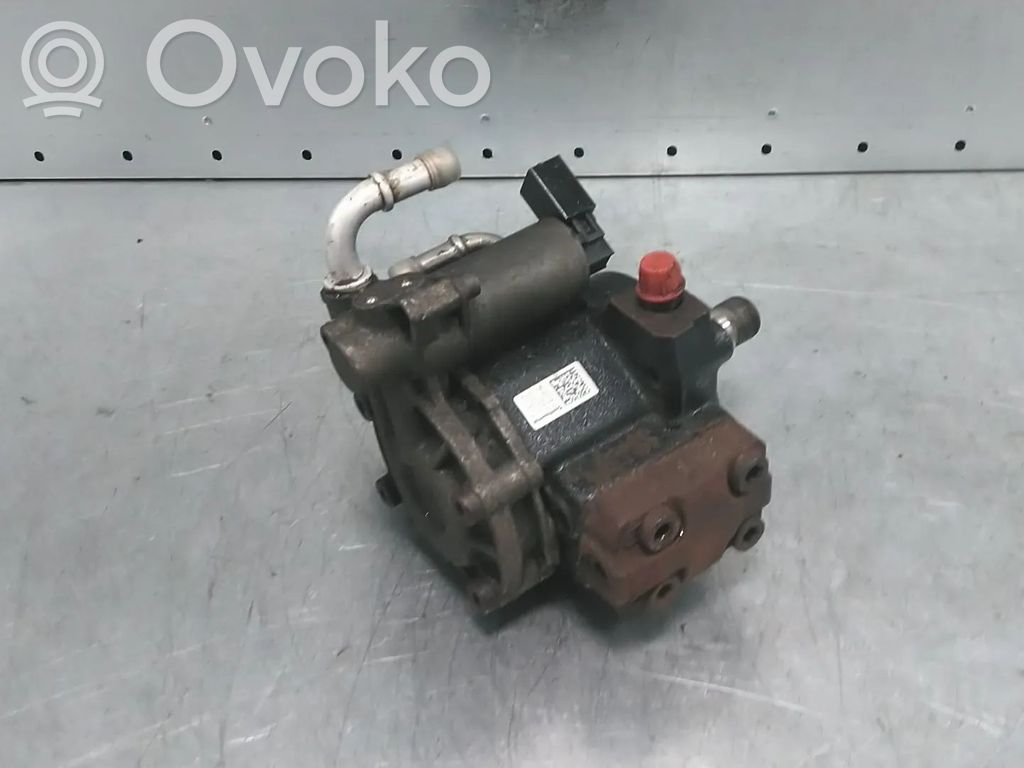 Volkswagen Golf VI Bomba de alta presión de inyección de combustible 