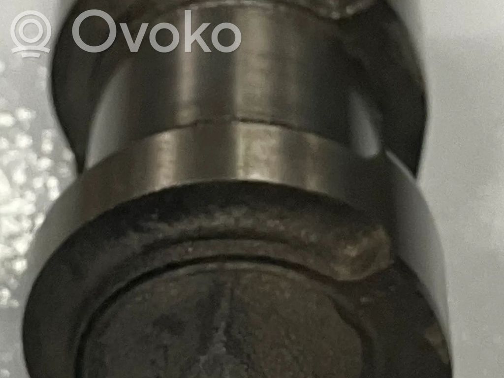 Opel Astra H Camshaft 