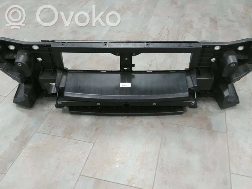 Iveco Daily 6th gen Pas przedni