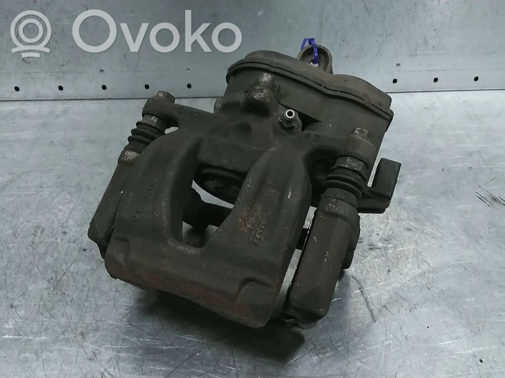 Audi A4 S4 B9 Tylny zacisk hamulcowy 