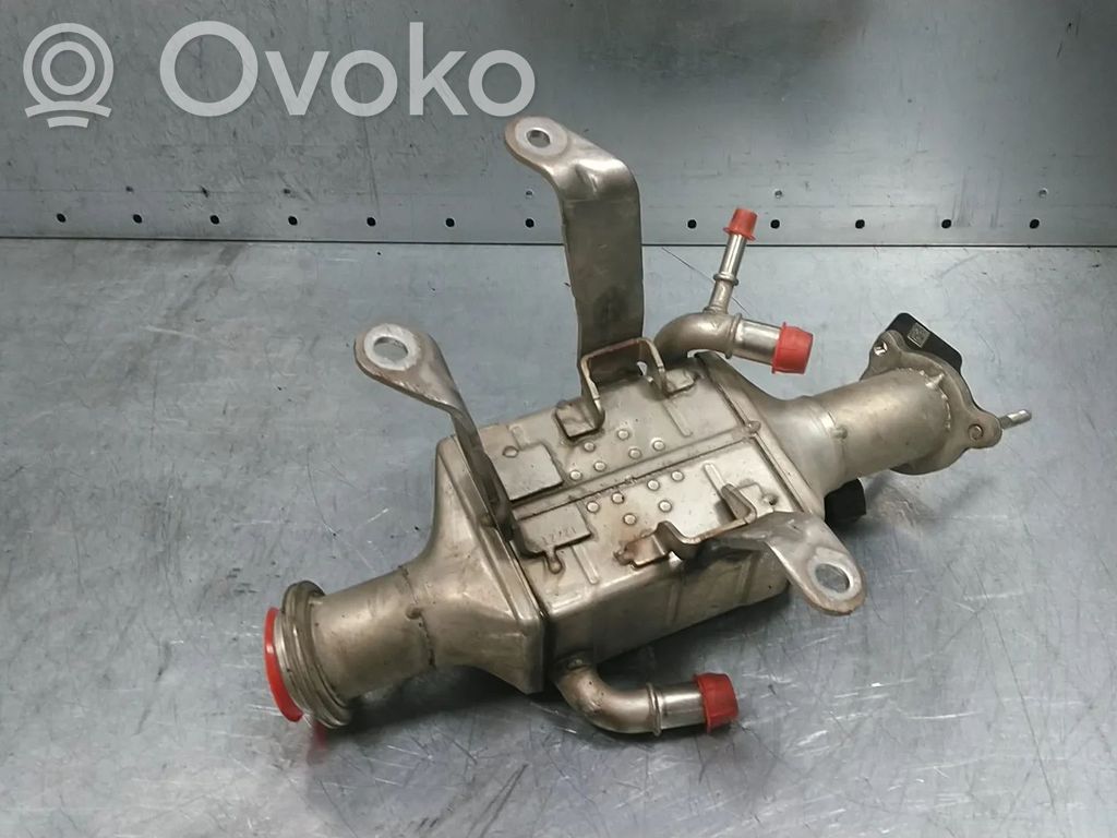 Audi A4 S4 B9 EGR dzesētājs 