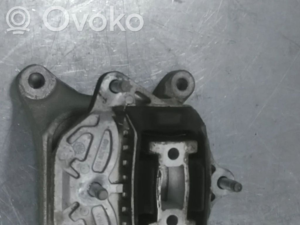 Audi A5 Gearbox mount 