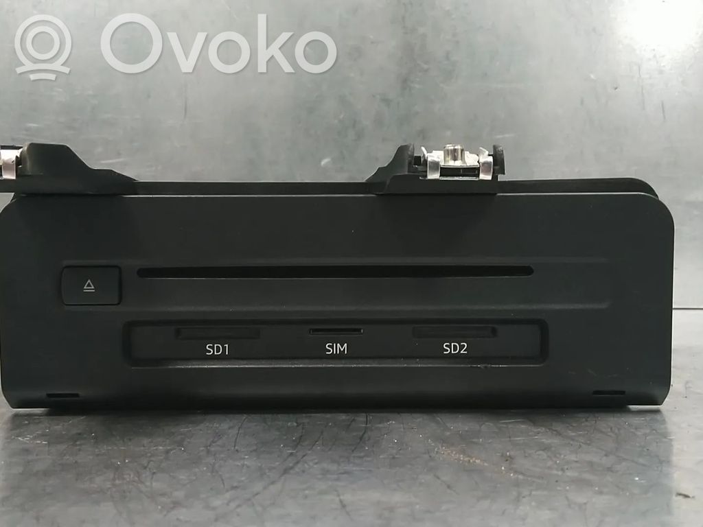 Head unit multimedia control   8W5035036B