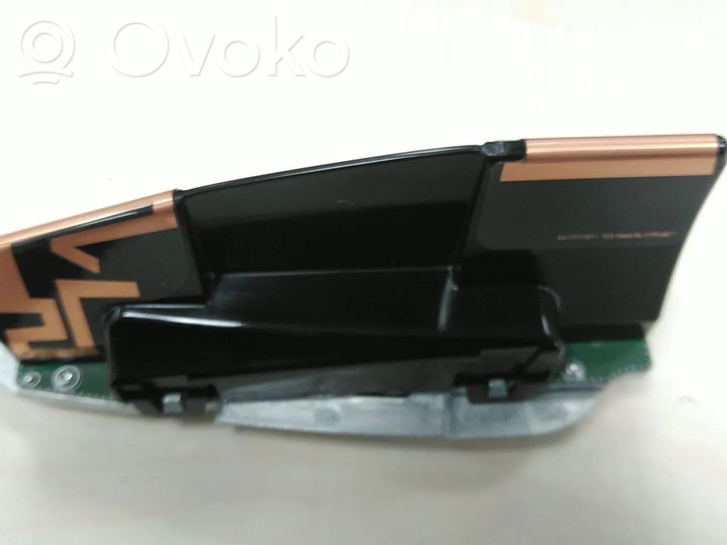 BMW 5 G30 G31 G38 Antenna autoradio