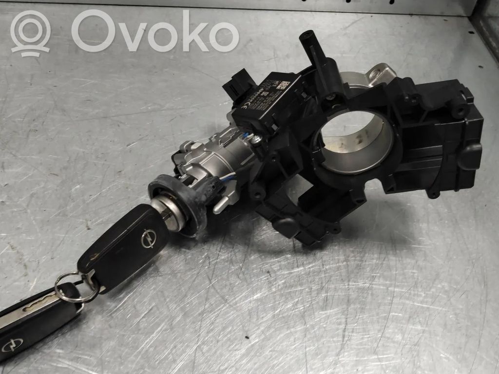 Opel Corsa E Butuc cheie contact 