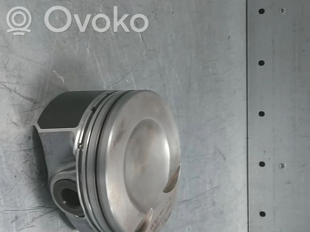 Audi A3 S3 8V Piston 