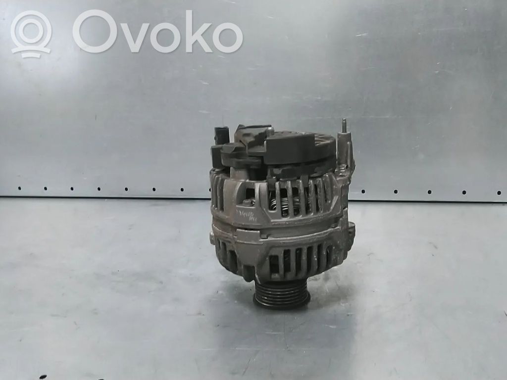Volkswagen Golf IV Ģenerators 