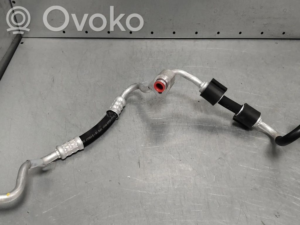 Audi e-tron Ilmastointilaitteen putki (A/C) 