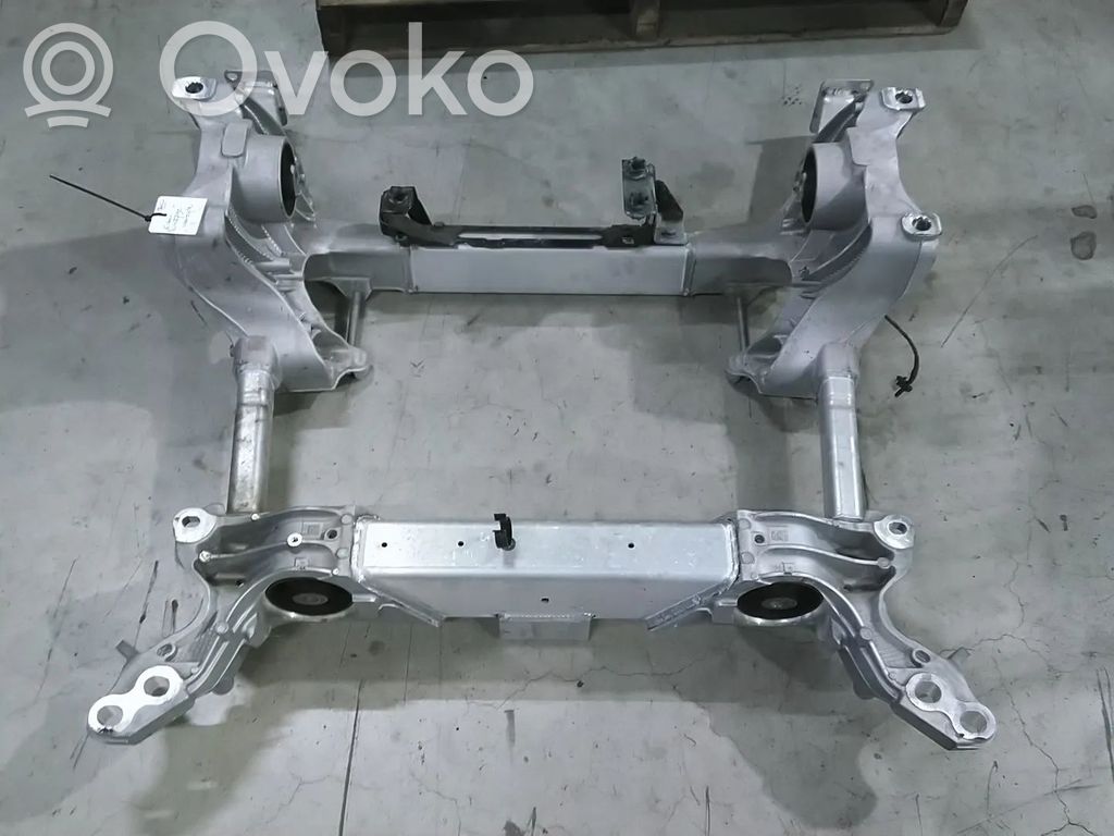 Audi e-tron Priekinis traversas 