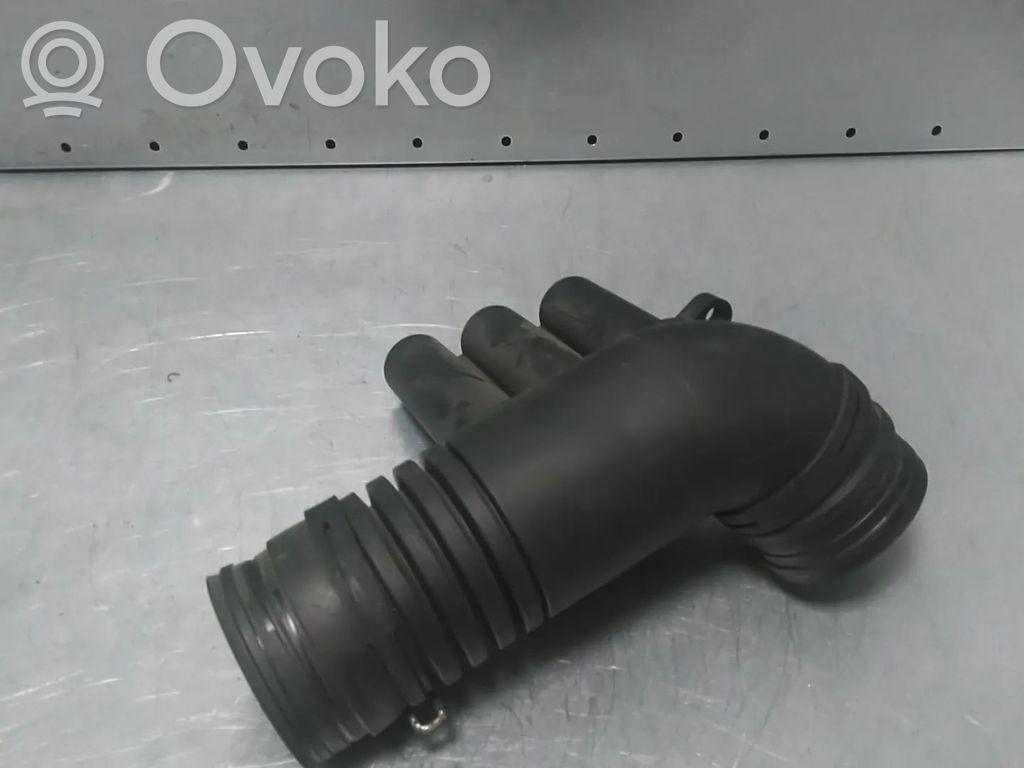 Volkswagen Golf VII Einzelteil Lufteinlasskanal 