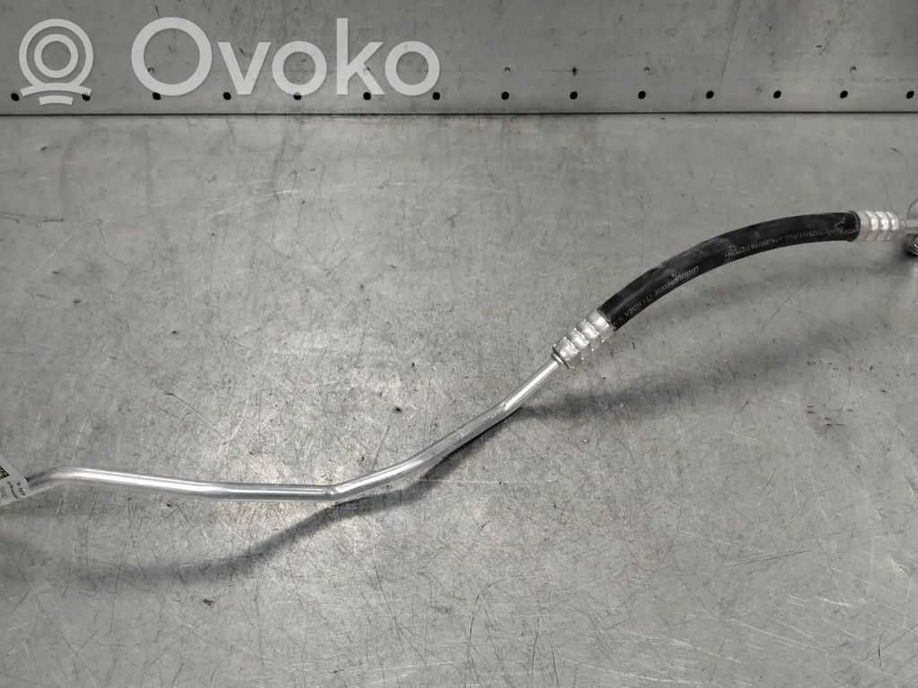 Audi e-tron Ilmastointilaitteen putki (A/C) 