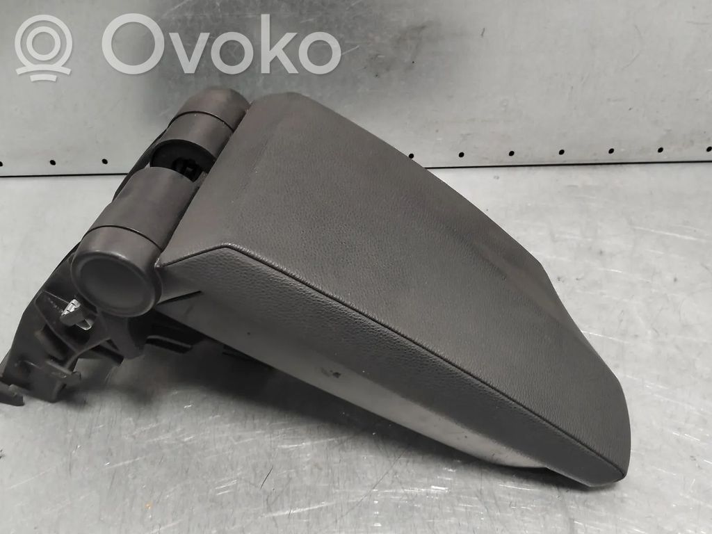 BMW 1 E81 E87 Center console 