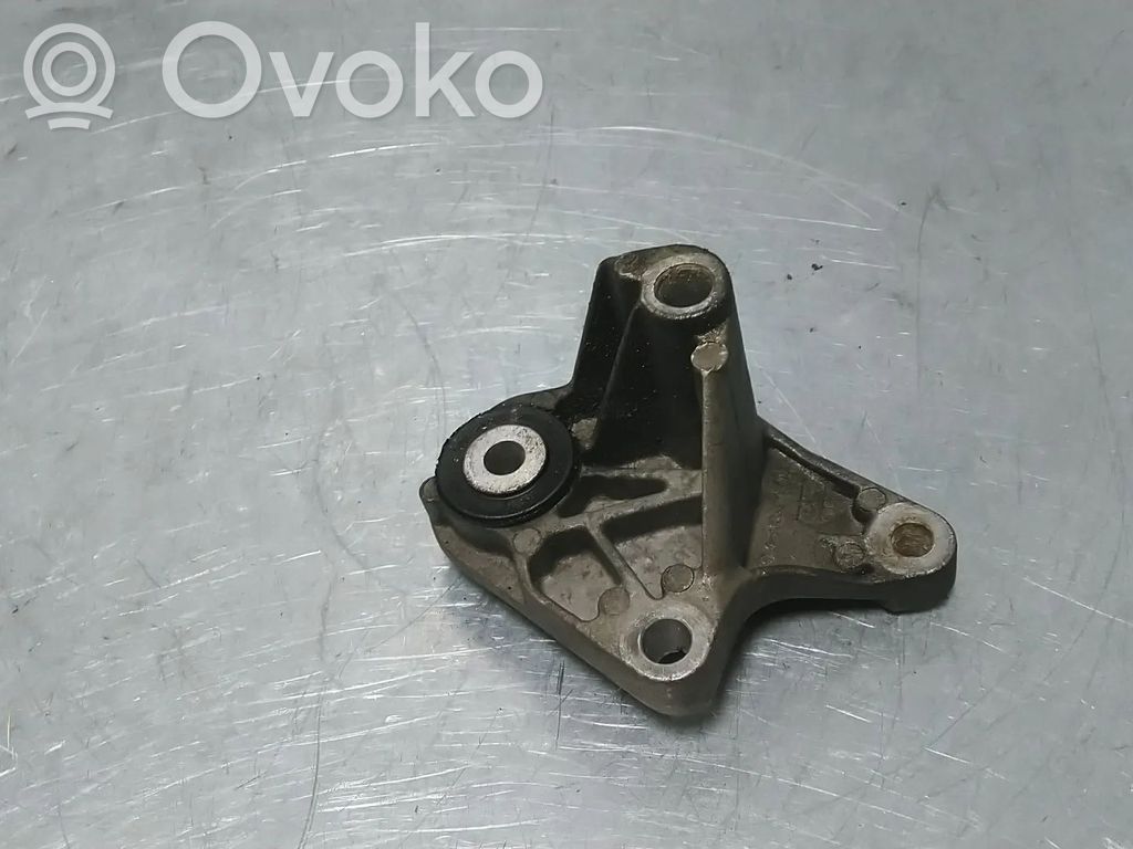 Ford Focus Gearbox mount 