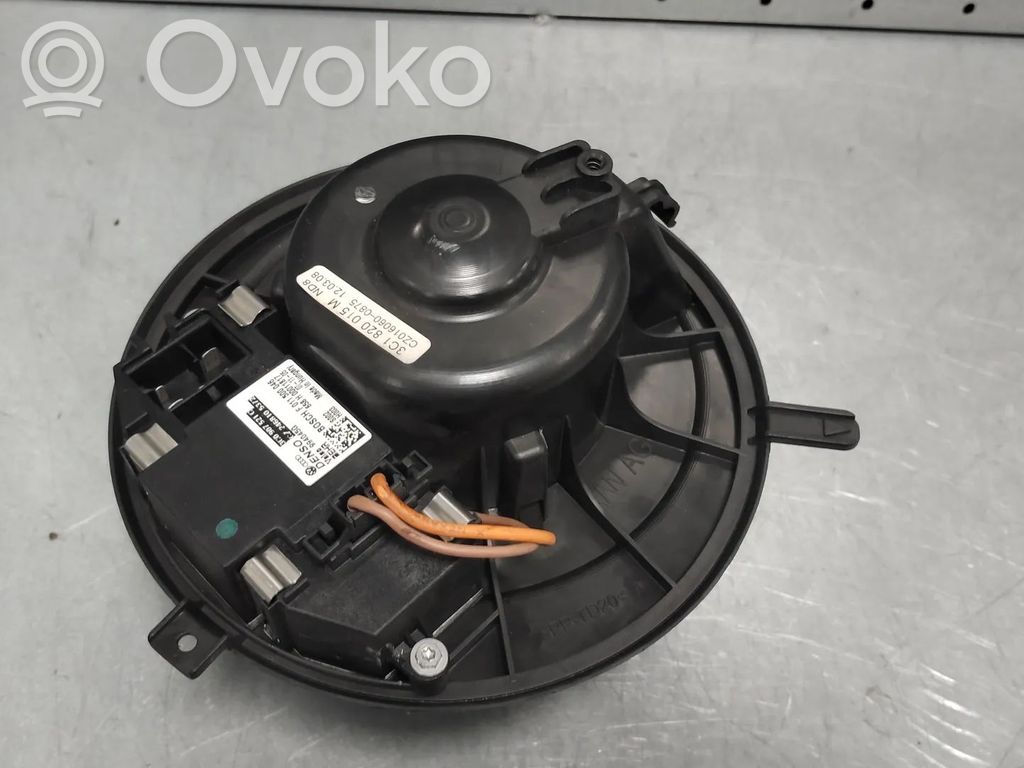 Volkswagen PASSAT B6 Motor aerotermă/rezistor ventilator 