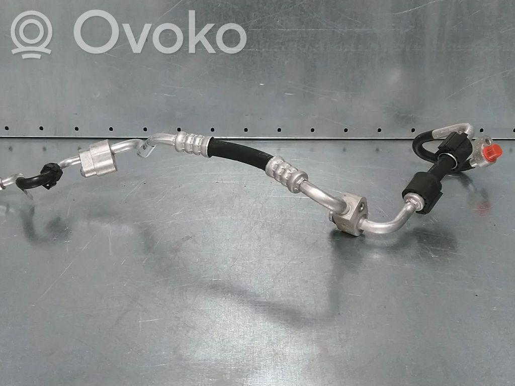 Audi e-tron Ilmastointilaitteen putki (A/C) 