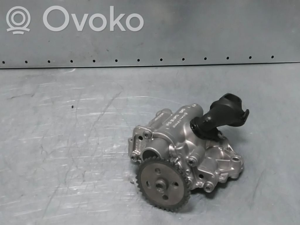 Volkswagen PASSAT B8 Öljypumppu 