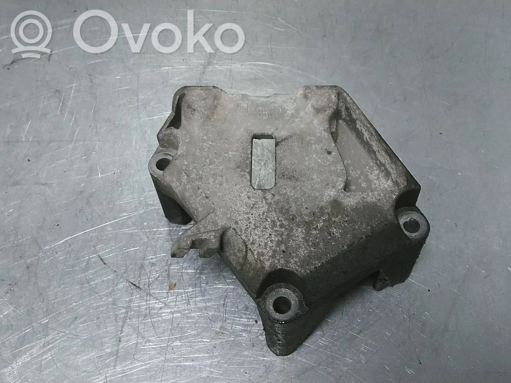 Opel Corsa D Engine mount bracket 