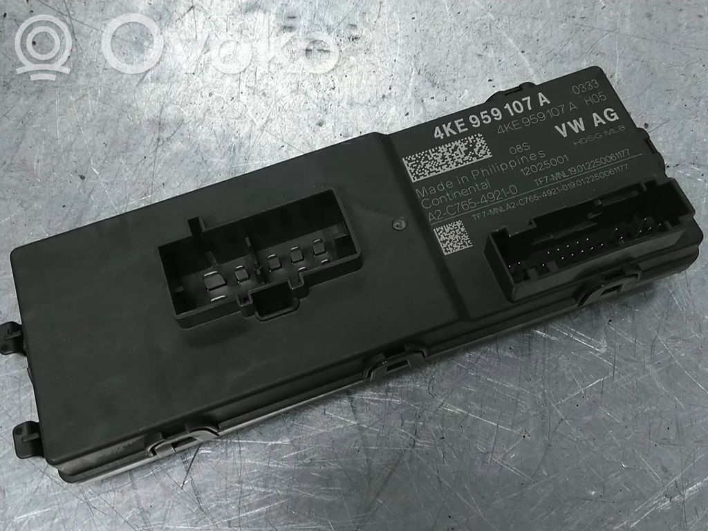 Unidad de control/módulo del maletero/compartimiento de carga   4KE959107A