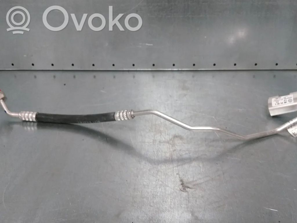 Audi e-tron Ilmastointilaitteen putki (A/C) 