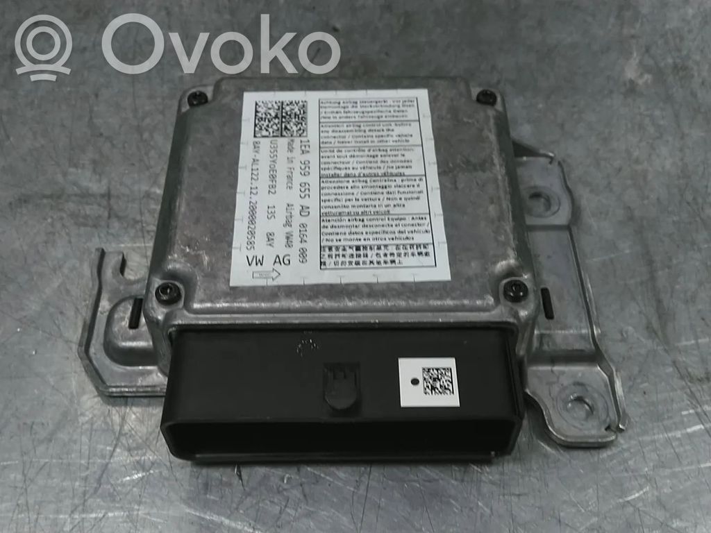 Skoda Octavia Mk4 Airbag control unit/module 